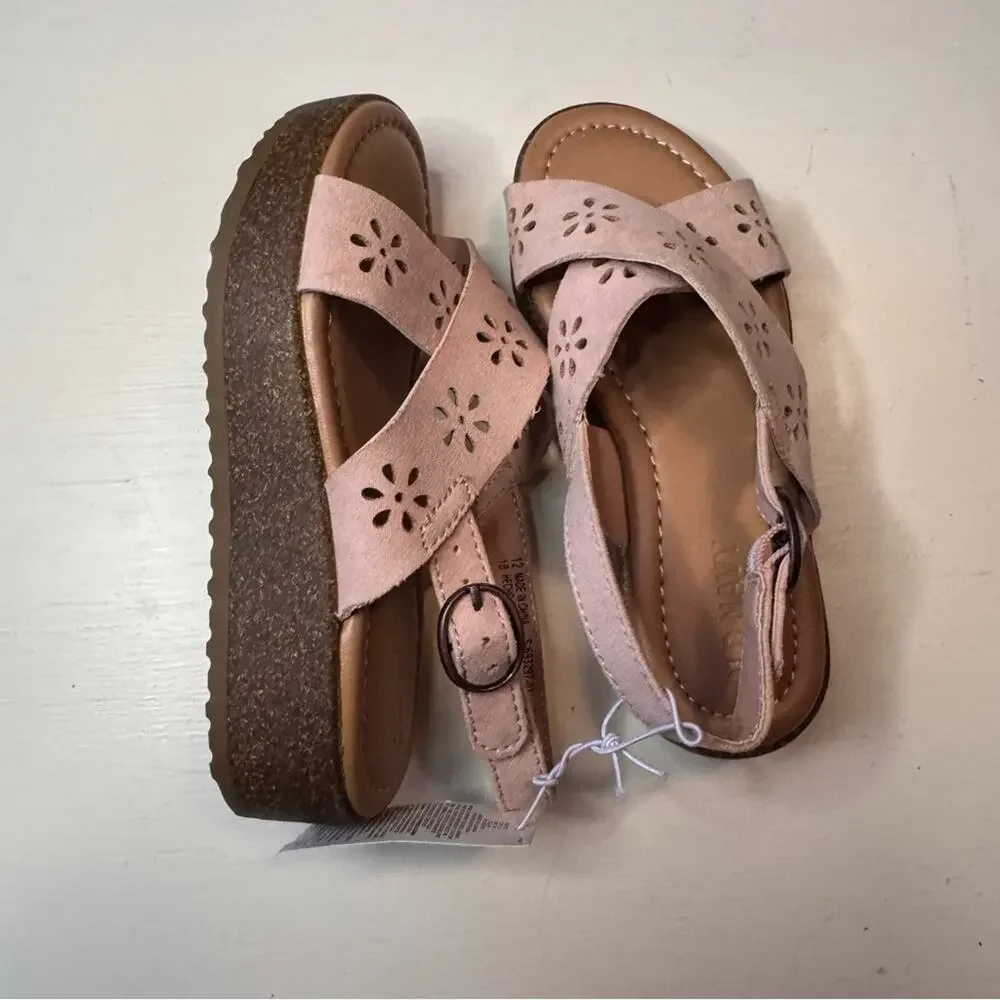 Old Navy Girls Ankle Strap Flower  Design Sweet Pink Platform Sandals Sz 12